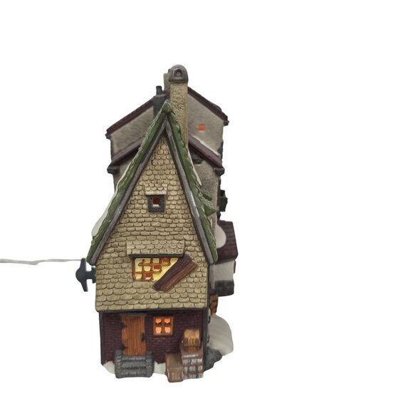 Dept 56 Dickens Village Heritage Collection Fagin's Hide-A-Way Lighted Building - Picture 6 of 12